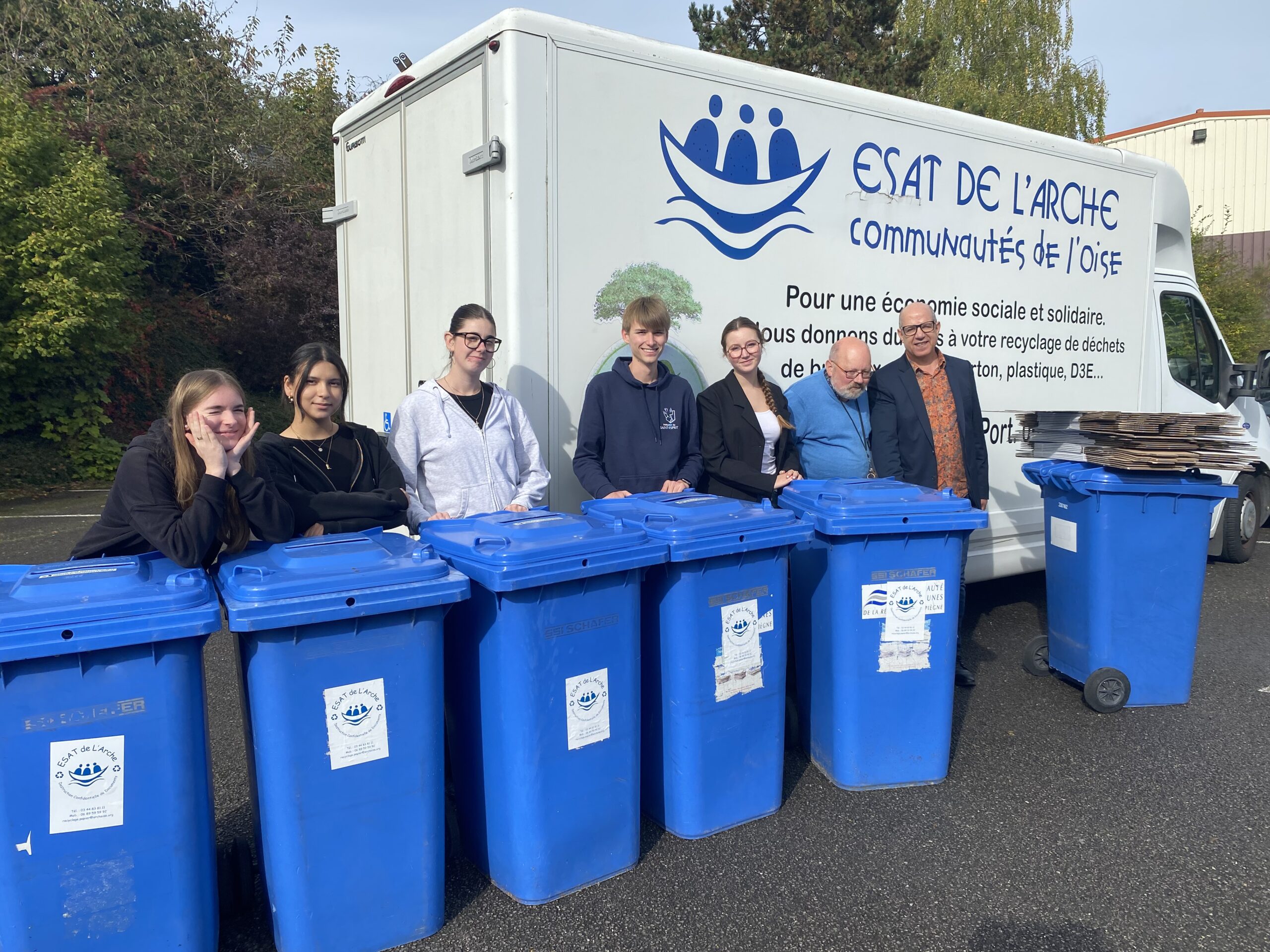 Lire la suite à propos de l’article Recyclage du papier en partenariat avec l’Arche